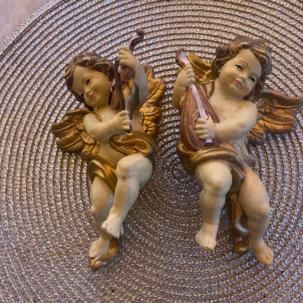 Gold and cream cherub Christmas ornaments